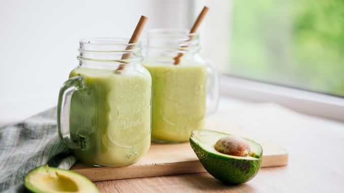 Avocado and Kale creamy smoothie