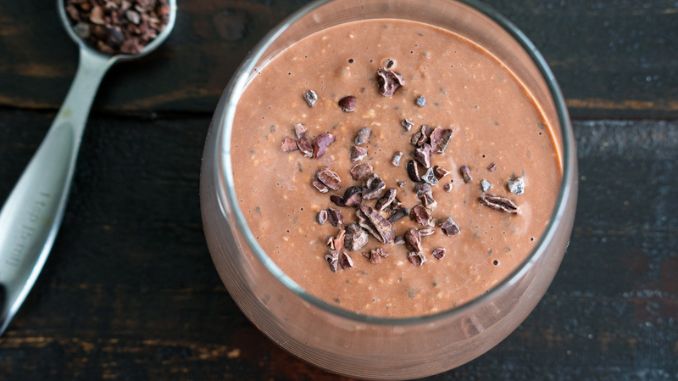chocolate-overnight-oatmeal-smoothie