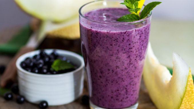 Cantaloupe-Blackberry Ginger Shake