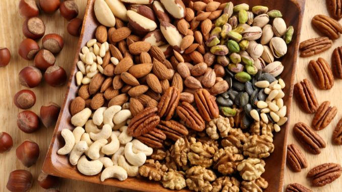 seeds and nuts - Hashimoto's Thyroiditis Diet