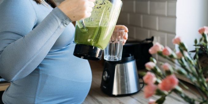 The Power of Lactation Smoothies for New Moms - Breastmilk Smoothies