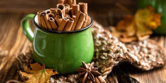 cinnamon in green cup